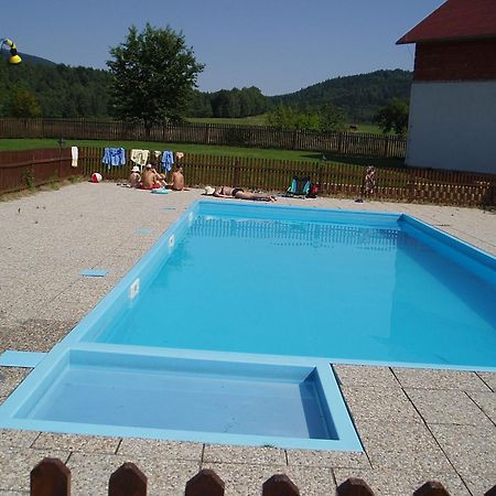 Restaurace A Penzion Ceska Hospoda Heřmanice Exteriör bild